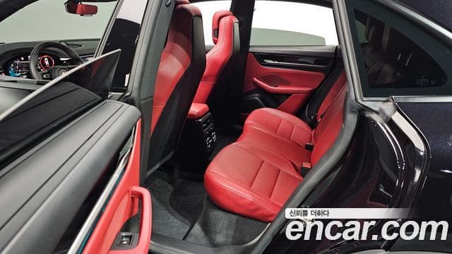 Porsche Macan EV 2025 — ფოტო 12/20