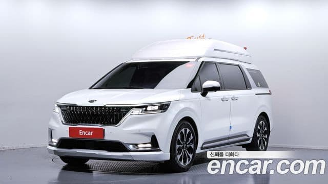 Kia Carnival 2021 — Фото 1/20