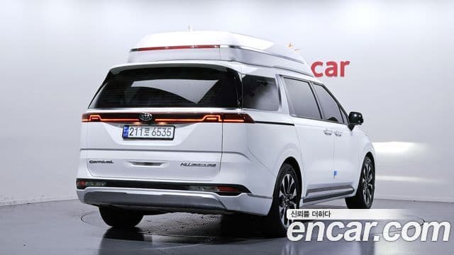 Kia Carnival 2021 — Фото 2/20