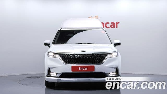 Kia Carnival 2021 — Фото 3/20