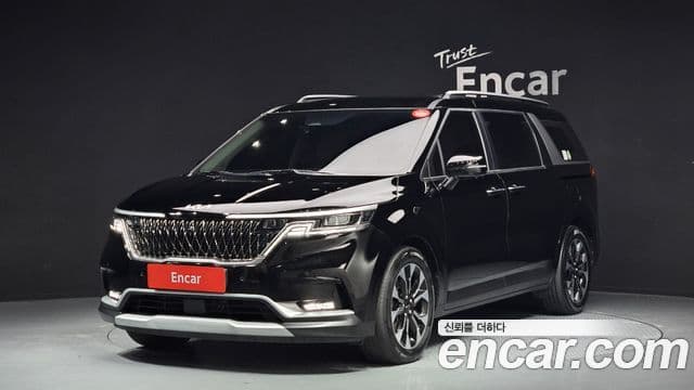 Kia Carnival 2022 — ფოტო 1/20