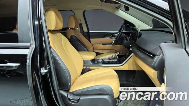 Kia Carnival 2022 — ფოტო 10/20