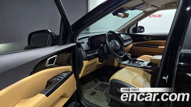 Kia Carnival 2022 — ფოტო 11/20