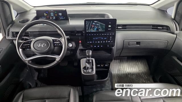 Hyundai Staria 2023 — ფოტო 7/20