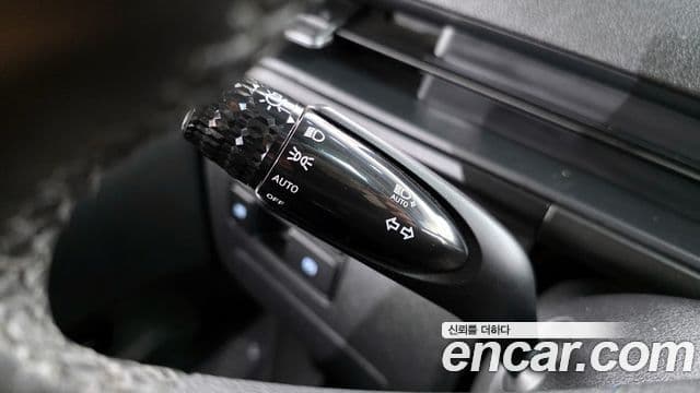Hyundai Staria 2023 — ფოტო 16/20