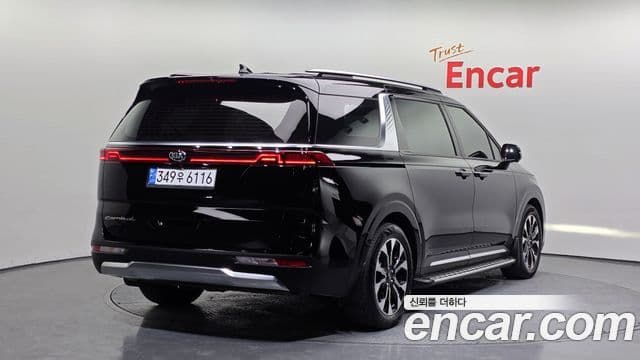 Kia Carnival 2021 — Şəkil 17/20