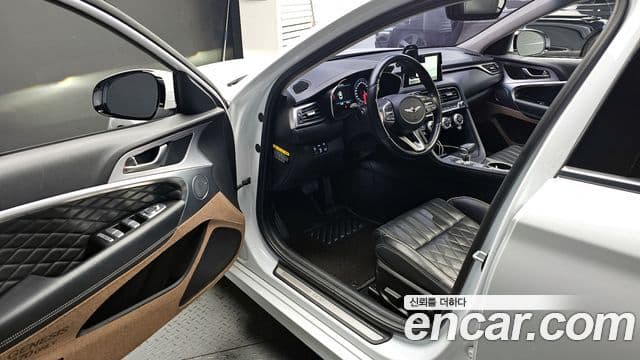 Genesis G70 2018 — Şəkil 10/20