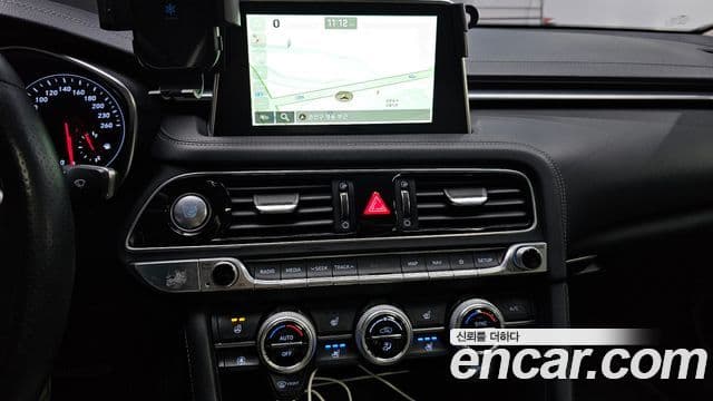 Genesis G70 2018 — Şəkil 14/20