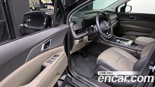 Kia Carnival 2024 — Şəkil 10/20