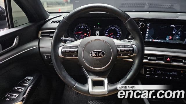 Kia K5 2020 — Şəkil 14/20