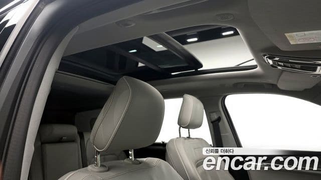 Jeep Grand Cherokee 2022 — Şəkil 16/20