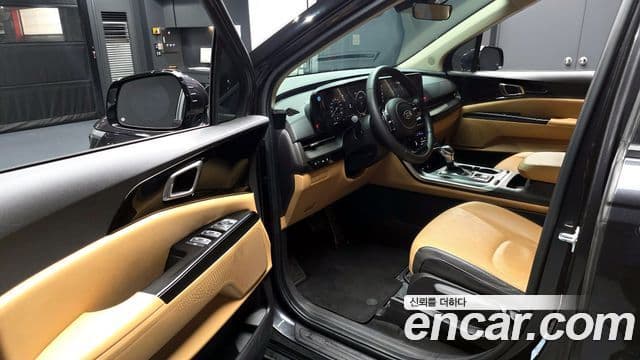 Kia Carnival 2020 — Фото 10/20