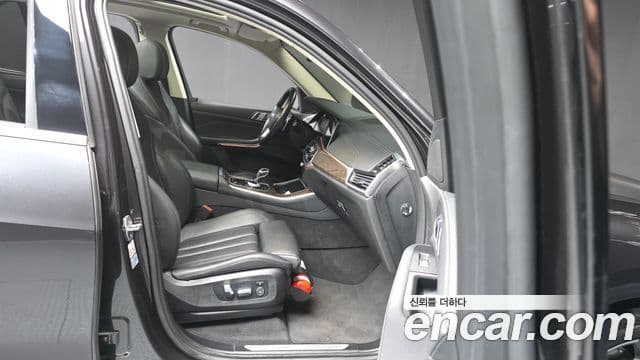 BMW X5 2021 — ფოტო 11/20