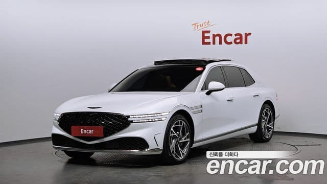 Genesis G90 2022 — ფოტო 1/20