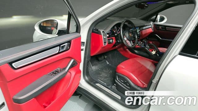Porsche Cayenne 2022 — Şəkil 10/20