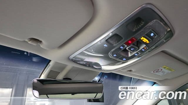Genesis Electrified G80 2022 — Şəkil 17/20