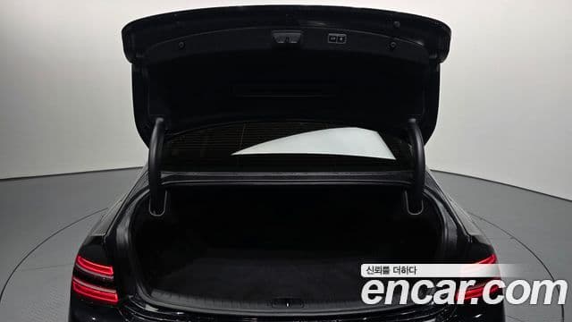 Genesis Electrified G80 2022 — Şəkil 20/20