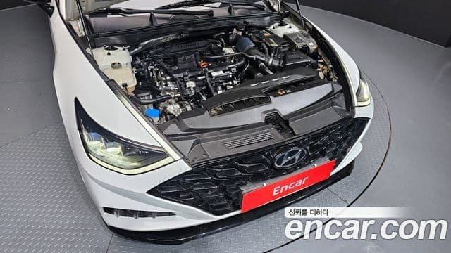 Hyundai Sonata Hybrid 2022 — Photo 15/20