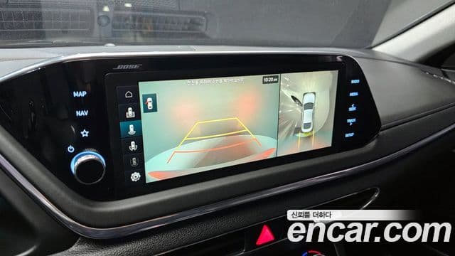Hyundai Sonata Hybrid 2022 — Photo 11/20