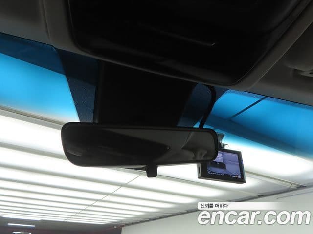 Hyundai Staria 2023 — Фото 12/20