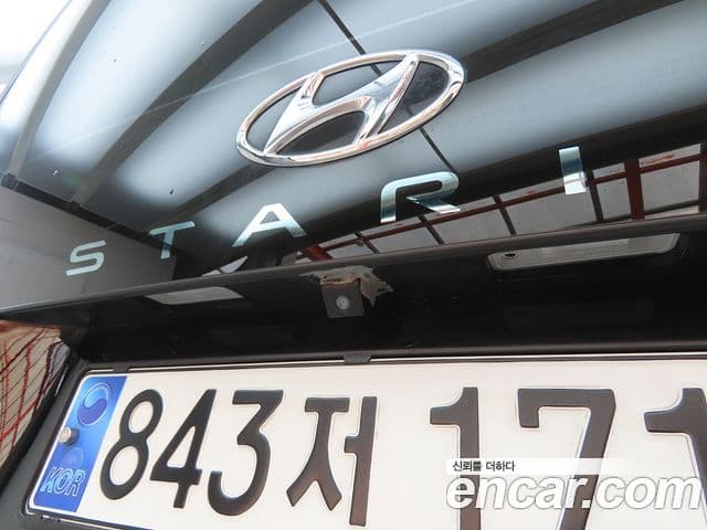 Hyundai Staria 2023 — Фото 16/20