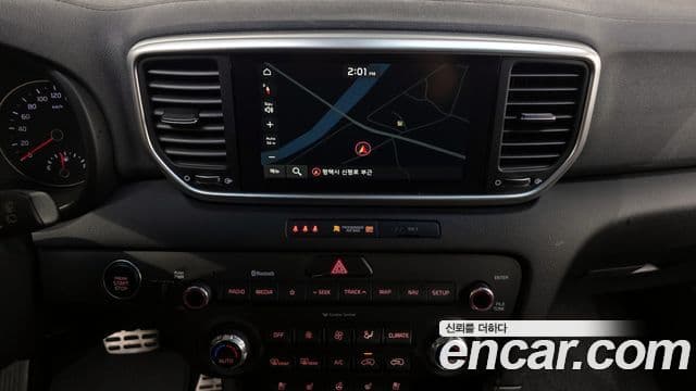 Kia Sportage The Bold 2020 — Şəkil 14/20