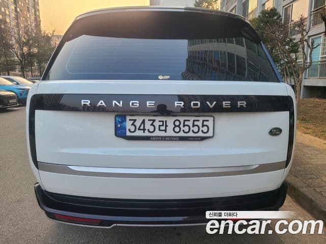 Land Rover Range Rover 2023 — ფოტო 3/16