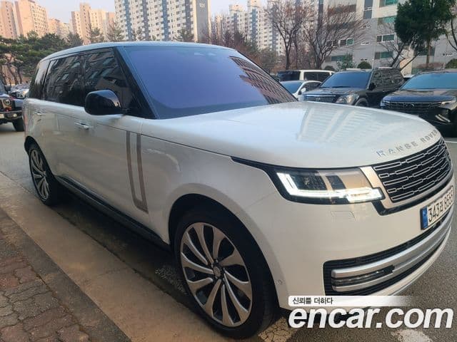 Land Rover Range Rover 2023 — ფოტო 5/16