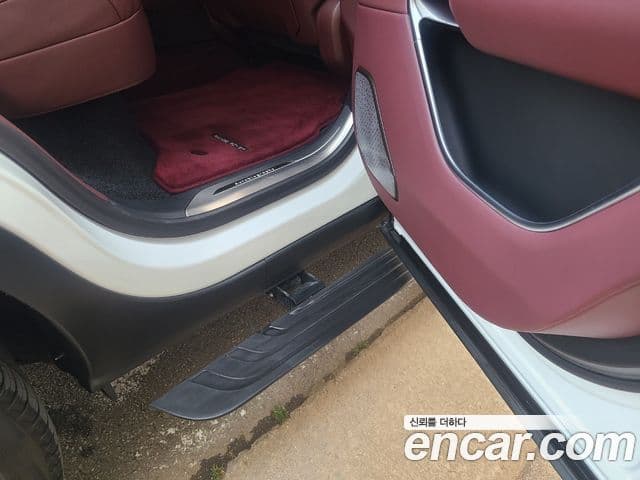 Land Rover Range Rover 2023 — ფოტო 11/16