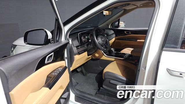 Kia Carnival 2022 — Şəkil 10/20