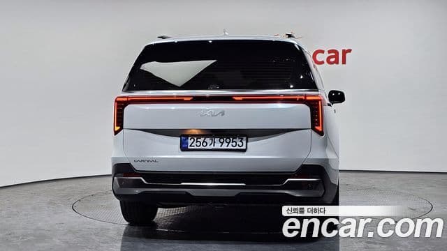 Kia Carnival 2025 — Şəkil 4/20