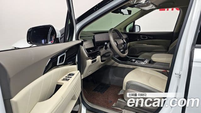 Kia Carnival 2025 — Şəkil 11/20