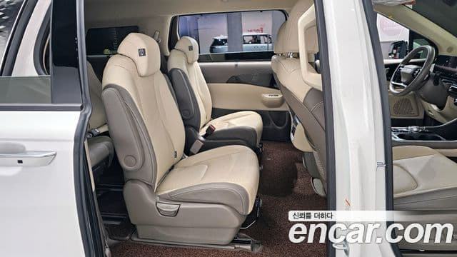 Kia Carnival 2025 — Şəkil 12/20