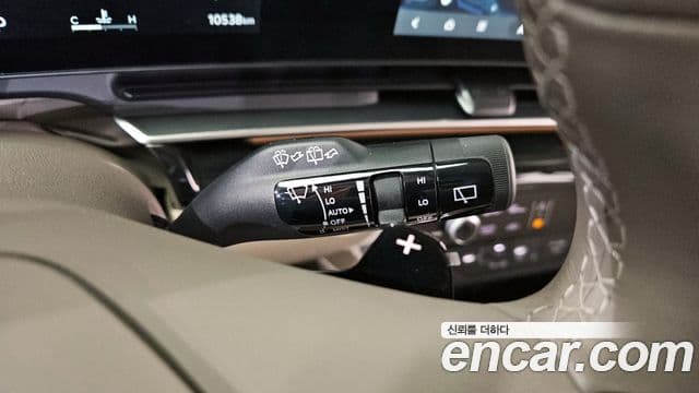 Kia Carnival 2025 — Şəkil 19/20