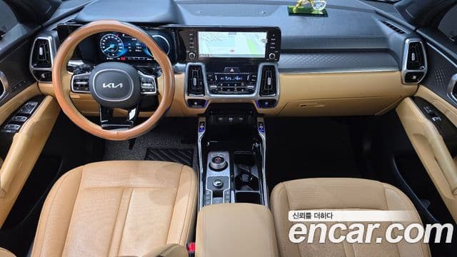 Kia Sorento 2023 — ფოტო 7/20