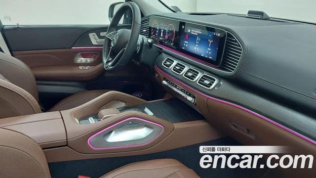 Mercedes-Benz GLE-Class 2025 — Фото 13/20