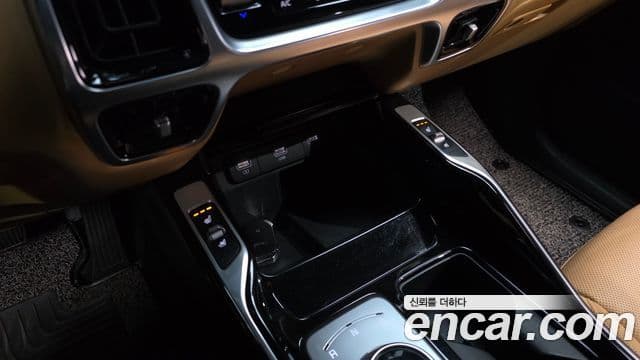 Kia Sorento 2021 — Şəkil 19/20
