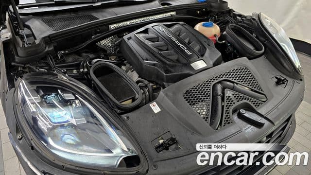 Porsche Macan 2018 — Şəkil 5/20