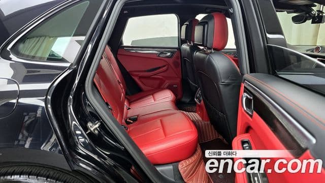 Porsche Macan 2018 — Şəkil 10/20