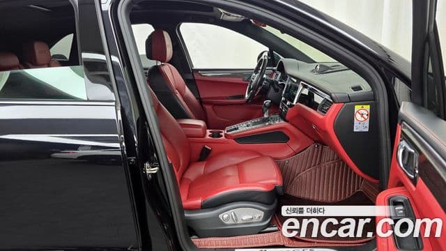 Porsche Macan 2018 — Şəkil 11/20