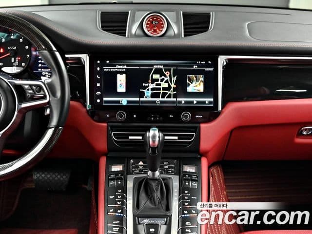 Porsche Macan 2018 — Şəkil 13/20