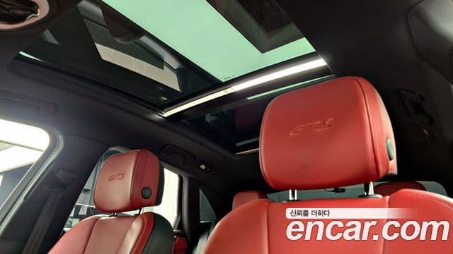 Porsche Macan 2018 — Şəkil 14/20