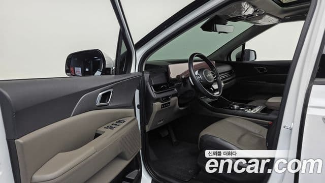 Kia Carnival 2024 — Şəkil 10/20