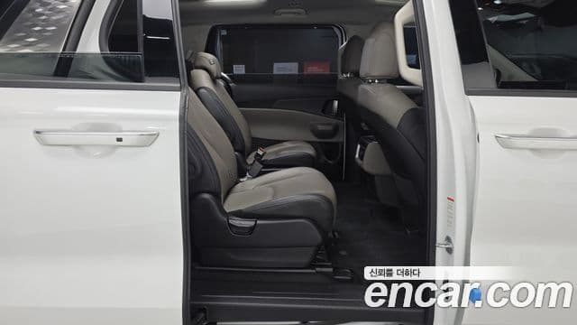 Kia Carnival 2024 — Şəkil 12/20