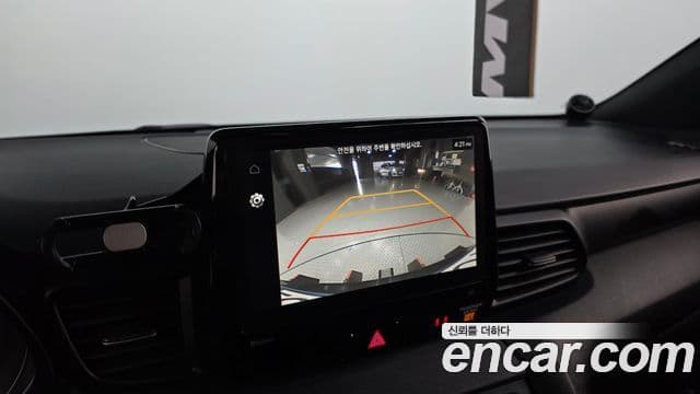 Hyundai Veloster 2022 — Şəkil 18/20