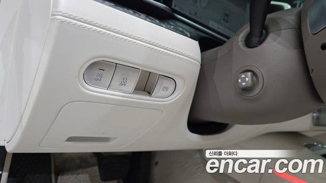 Genesis G90 2022 — ფოტო 14/20