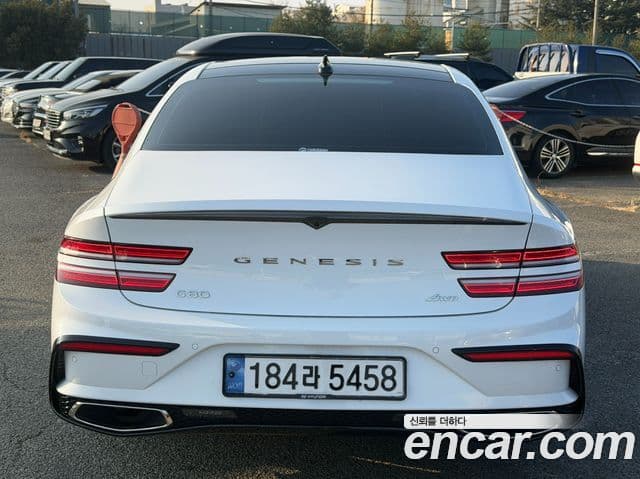 Genesis G80 2024 — Photo 18/20