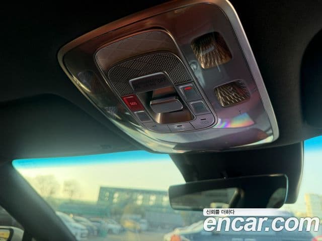 Genesis G80 2024 — Photo 12/20