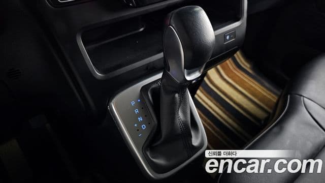 Hyundai Staria 2021 — Şəkil 9/20
