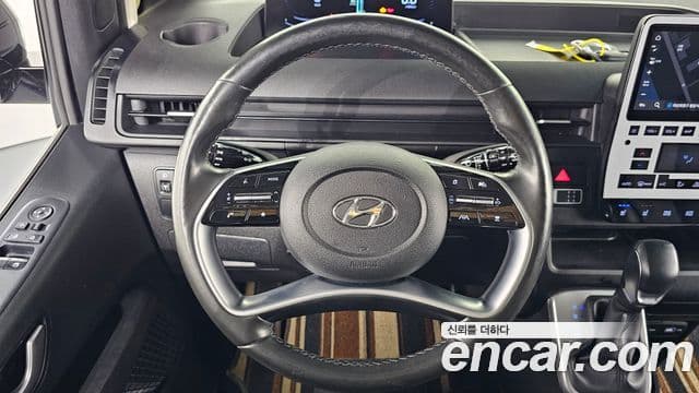 Hyundai Staria 2021 — Şəkil 13/20
